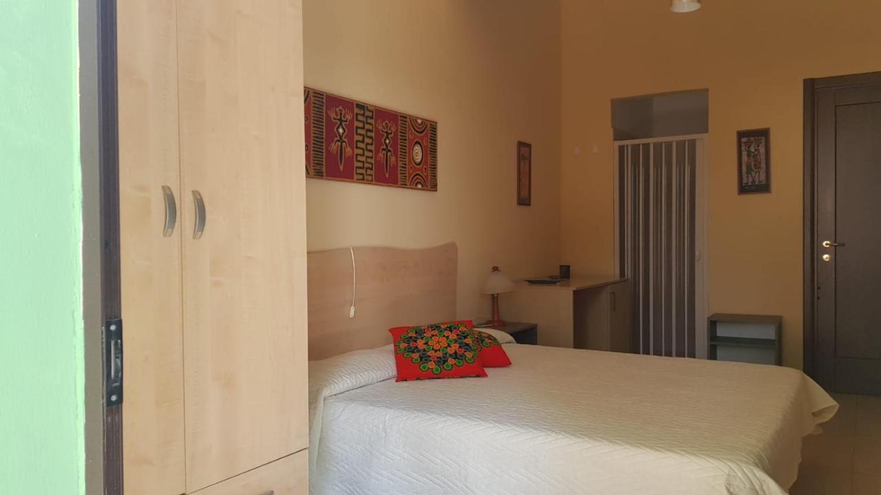 B&B Villa Vittorio Galatone Exterior foto
